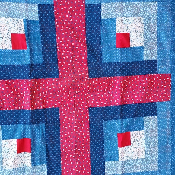 Handmade Vintage Quilt Small Beautiful Design - Picture 3 of 6